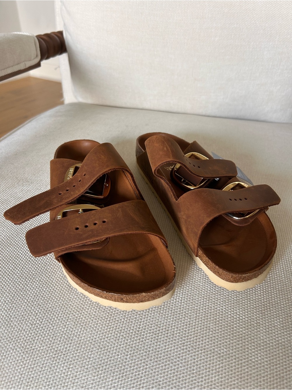 New Birkenstock Arizona Big Buckle Nubuck Sandals Cognac - Picture 3 of 7